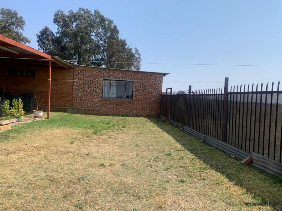 Commercial Property for Sale in Levins Estate Free State